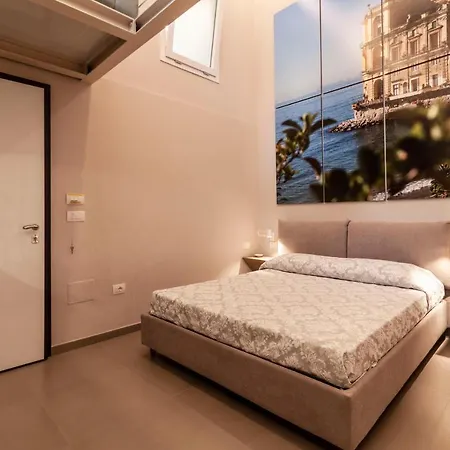 Dimorart Design In * נאפולי